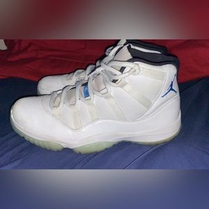 Jordan 11 “Legend Blue”